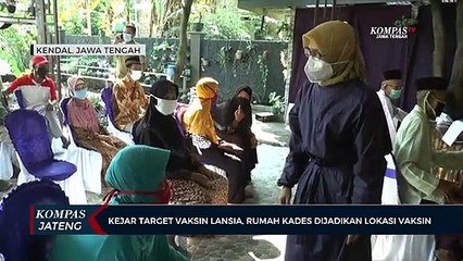 Kejar Target, Rumah Kades Jadi Lokasi Vaksin