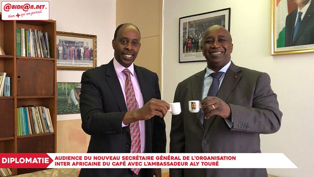 Audience du nouveau secrétaire général de l’organisation inter africaine du café avec l’Ambassadeur Aly Touré (Président de l’Icco)