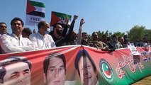 İSLAMABAD - İsrail'in Filistin'e yönelik saldırıları Pakistan'da protesto edildi