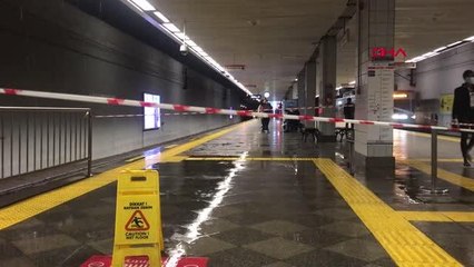AKSARAY METRO İSTASYONU'NUN TAVANI AKTI