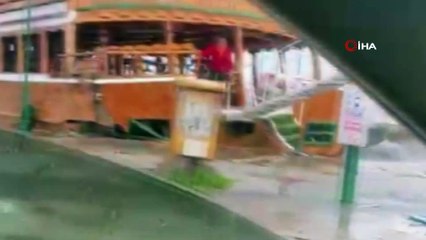 Şiddetli fırtınada tekneden düşen vatandaş İHA'ya konuştu