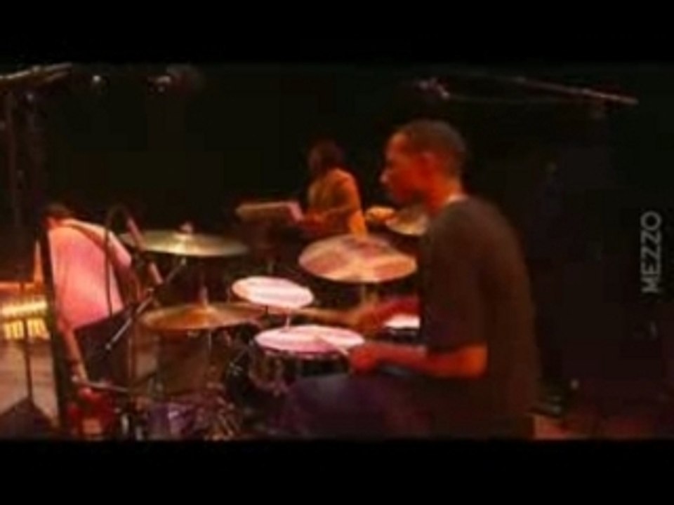 Medley - Roy Hargrove (RH Factor) - Live