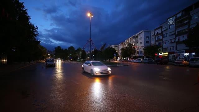KIRKLARELİ - Trakya sokağa çıkma kısıtlamasıyla sessizliğe büründü