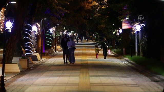 KIRKLARELİ - Trakya sokağa çıkma kısıtlamasıyla sessizliğe büründü