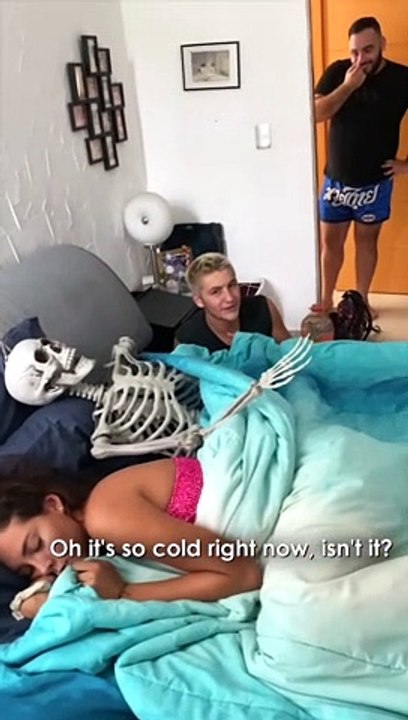 Skeleton Prank!