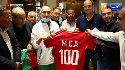 إدارة الوداد البيضاوي وبادو الزاكي تقوم بزيارة مجاملة لوفد العميد