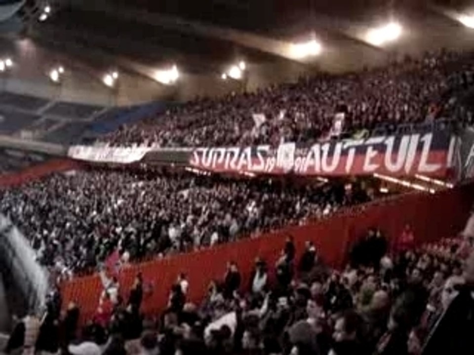 PSG-AUXERRE  échange auteuil vs boulogne