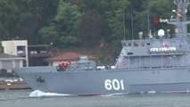 Rus Donanmasına ait mayın tarama gemisi İstanbul Boğazı'ndan geçti