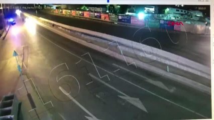 Son dakika gündem: POLİSTEN KAÇAN ŞÜPHELİLERİN OTOMOBİLLE ÇARPTIĞI BEKÇİ ŞEHİT OLDU