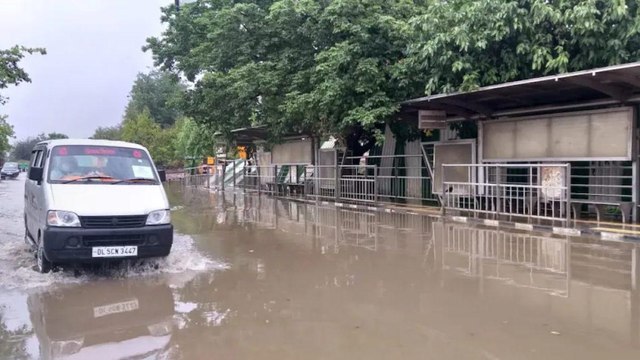 Tauktae Effect - Heavy rains and waterlogging in many states