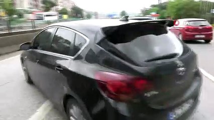 Ceza korkusuyla tutkularından vazgeçtiler... Filmleri elleriyle söktüler