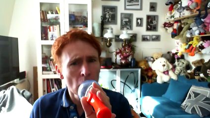 Wiwi égratigne "femme"