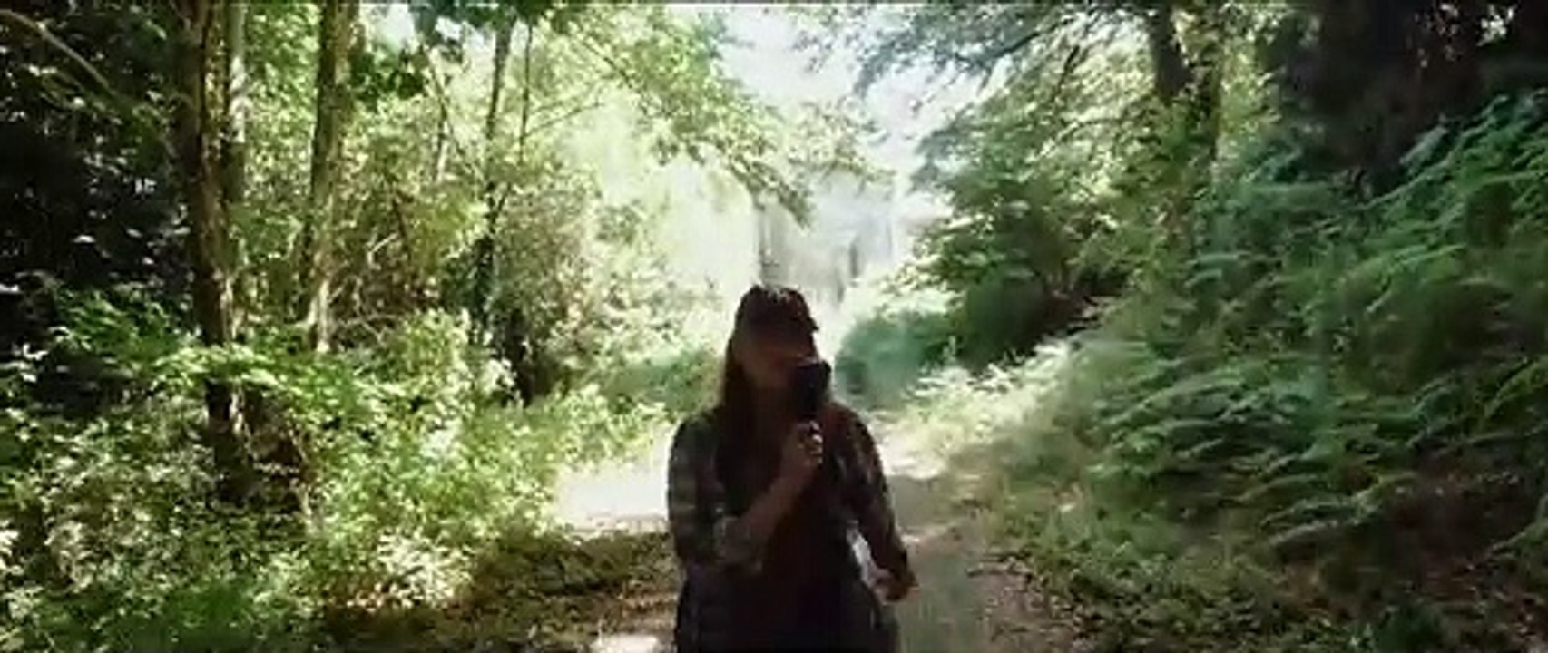 The Deep House Bande-annonce VF (2021) Camille...