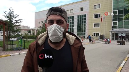 Kaldırımda buldukları ilaçları içen ikizler yoğun bakımda...Acılı baba: “İnsanımız duyarlı olsun. Çocuklarımı göremiyor, sarılamıyorum”