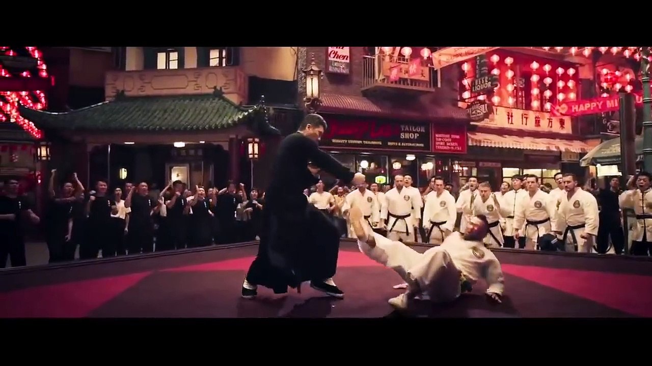 Top 10 SCENE di ARTI MARZIALI più FOLLI nei FILM!