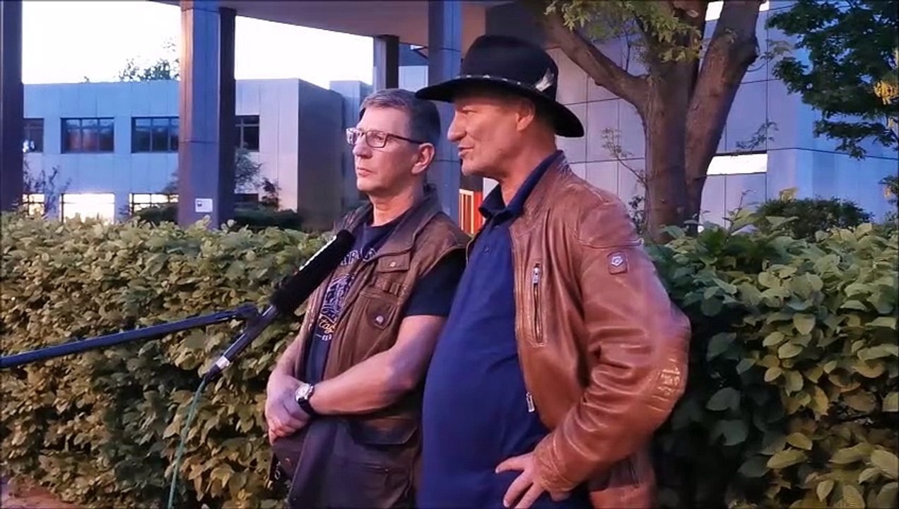 Interview Karl Hilz und Michael Fritzsch - BERLIN, Masurenallee, 21 05 2021, Polizeihauptkommissar Karl #Hilz, Kriminalhauptkommissar Michael #Fritzsch