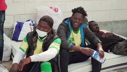A Ceuta, les migrants qui ont réussi à pénétrer dans l'enclave espagnole sont livrés à eux-mêmes