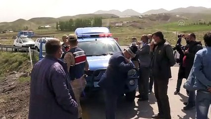 ERZURUM - Sokağa çıkma kısıtlamasına rağmen 'su' eylemi