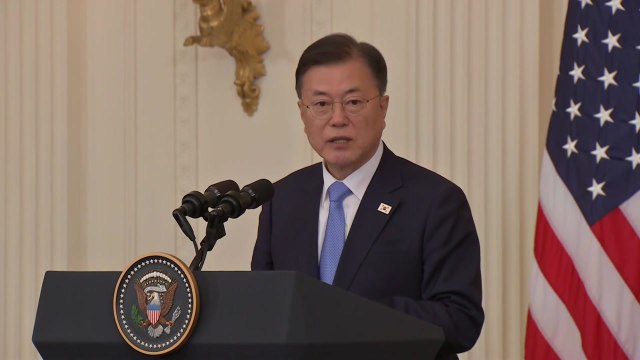 문 대통령 한미 미사일 지침 종료 ...미사일 주권 확보 / YTN