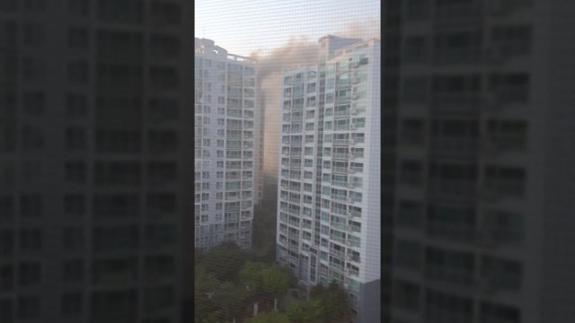 서울 길음동 아파트에서 불...2명 중상·32명 병원 이송 / YTN