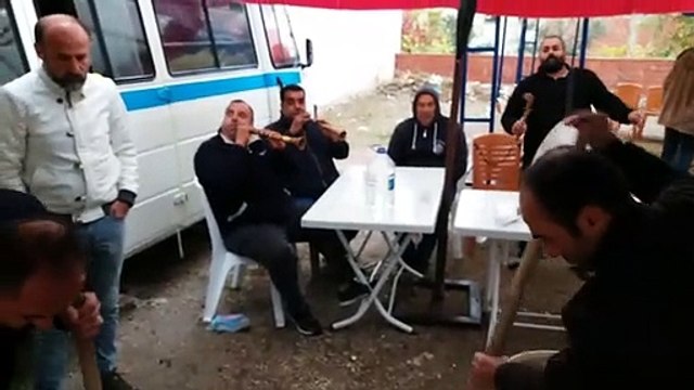davul zurna müzik ile keşkek karımı