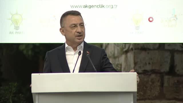 Cumhurbaşkanı Yardımcısı Oktay, Türkiye-KKTC Gençlik Buluşması'nda