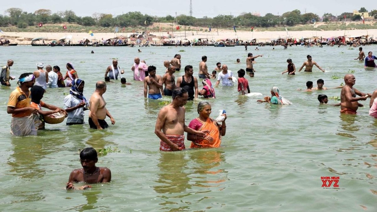 Buddha Purnima: Devotees take holy dip at Allah...