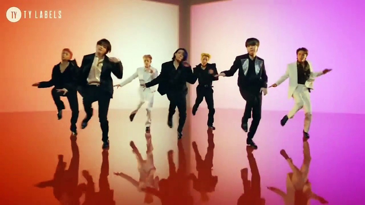 8 تصرفات وقحة من الارمي تجاه فرقة BTS ..