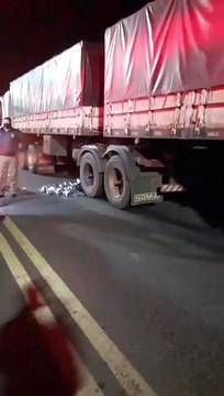 Motociclista é arrastado e morre após batida em Arapongas