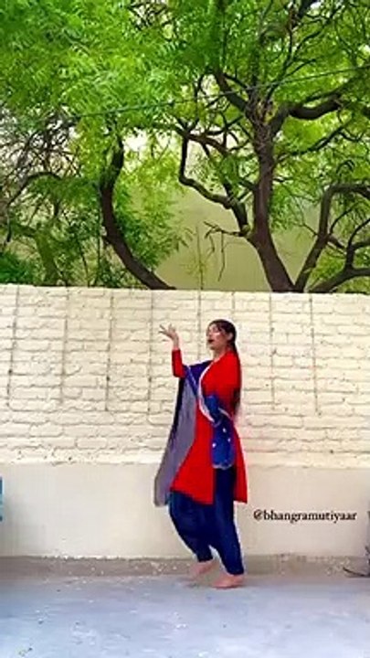 Suit v hai har tenu karda hai suit ni ❤️ #shorts