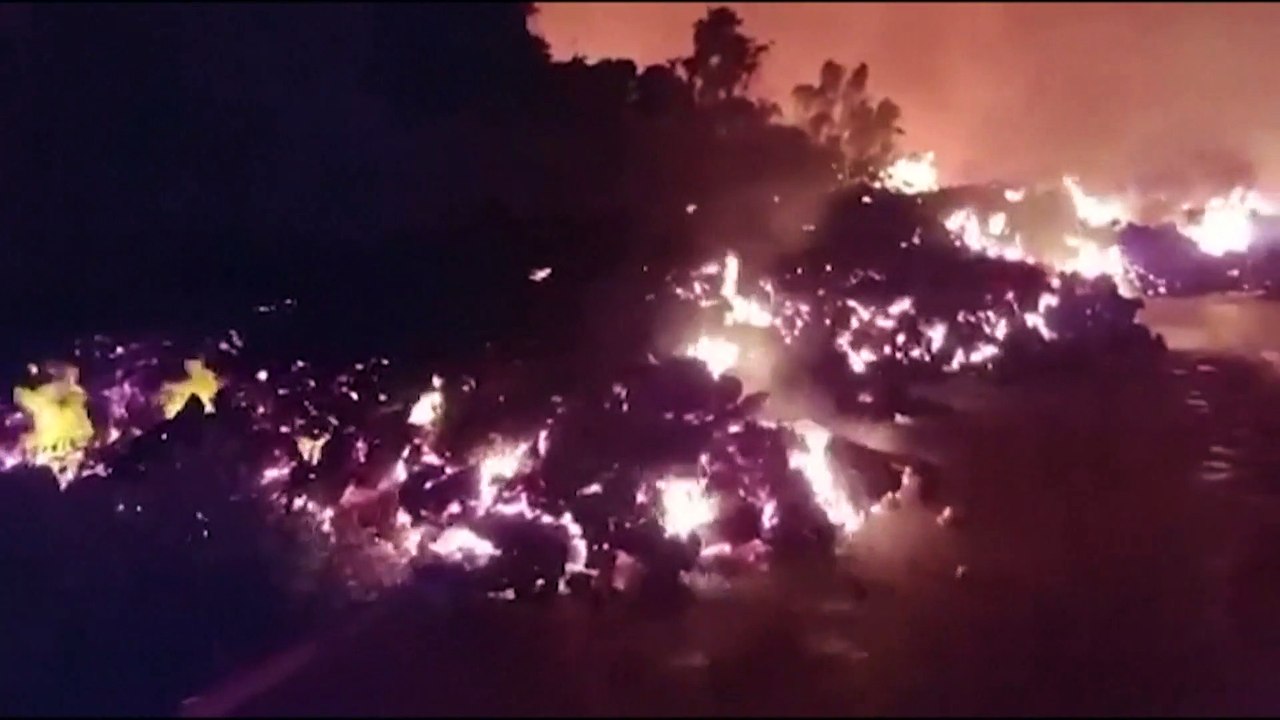ДР Конго: тысячи людей бежали в Руанду из-за из...