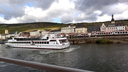 Summer Day Trip to Rüdesheim, Germany | Rhein Valley Views