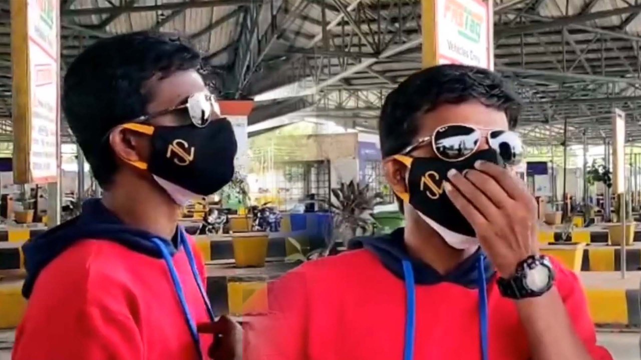 Kirik Keerthi ಟೋಲ್ ಬೂತ್ ಬಳಿ ಸರಿಯಾದ ವಿಚಾರಕ್ಕೆ ಕಿರಿಕ್ | Oneindia Kannada