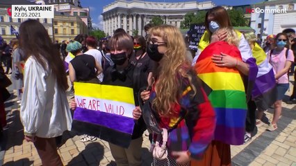 NO COMMENT | Marcha por los derechos LGTBI en Ucrania y contra una ley discriminatoria
