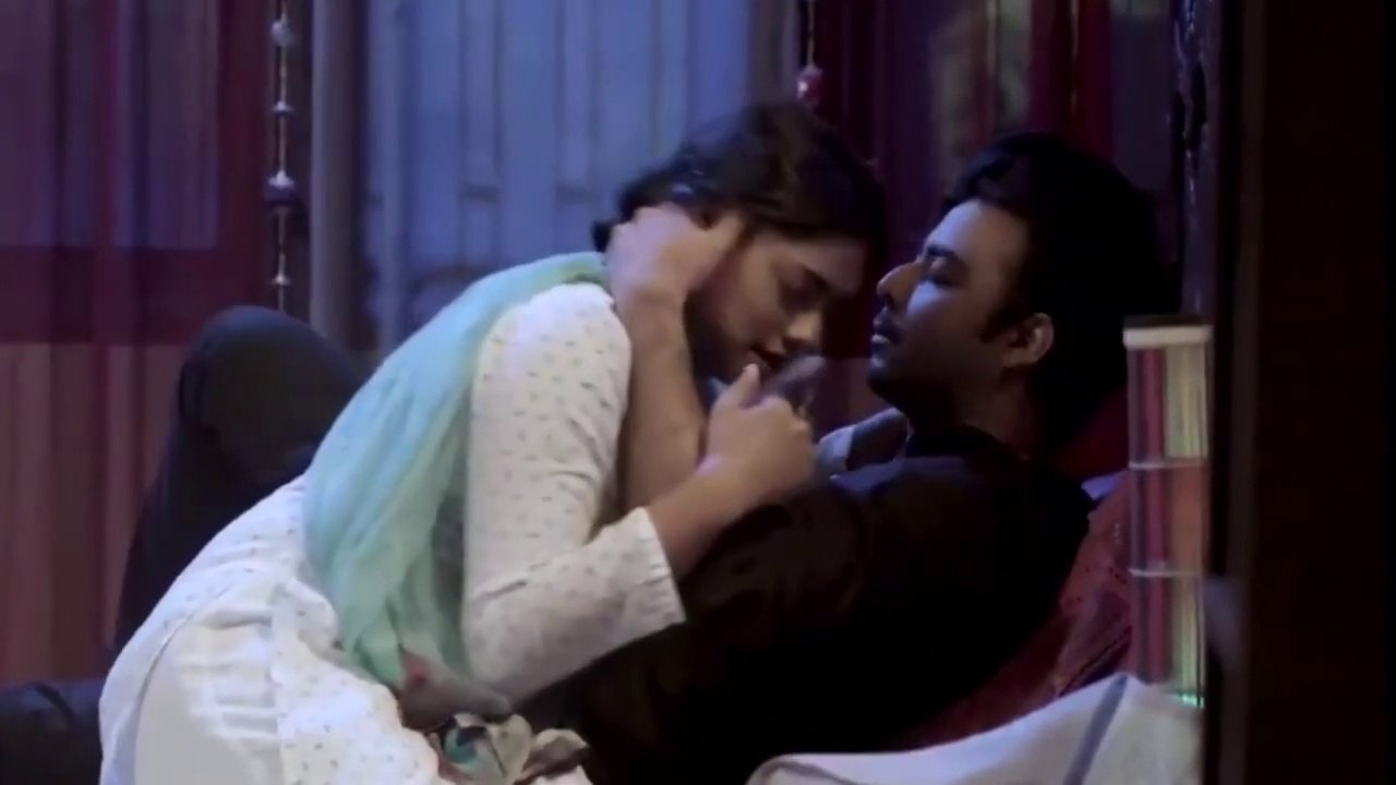 Kemada rus bilan jinsiy aloqa