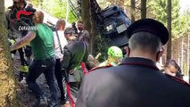 Funivia Mottarone, soccorritori nei boschi dopo incidente