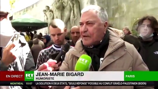 Jean-Marie Bigard pète les plombs contre un journaliste ce week-end et compare le pass-sanitaire du gouvernement à l'étoile jaune que les juifs étaient obligés de porter