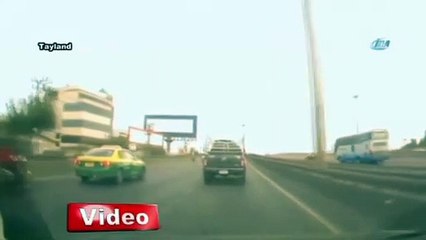 Dikkatsizliğinin bedelini canıyla ödeyecekti!