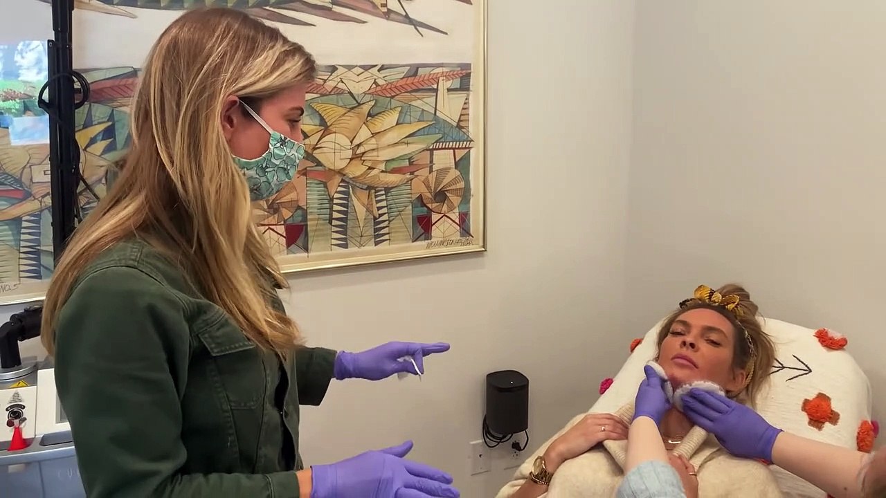 Women Try Brazilian Waxing For The First Time #Shorts