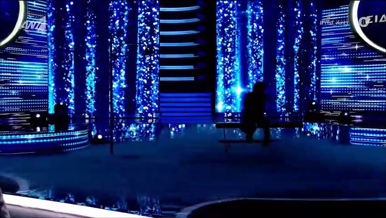 YFSF Ημιτελικός: O Ίαν Στρατής ως Παύλος Σιδηρόπουλος