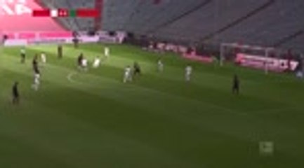 34e j. - Lewandowski surclasse Gerd Müller !