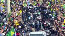 Bolsonaro lidera manifestação de motociclistas no Rio