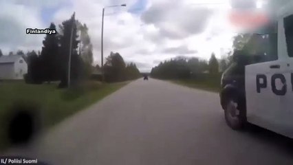 Yakalanmamak için polisi öldürmek istedi!