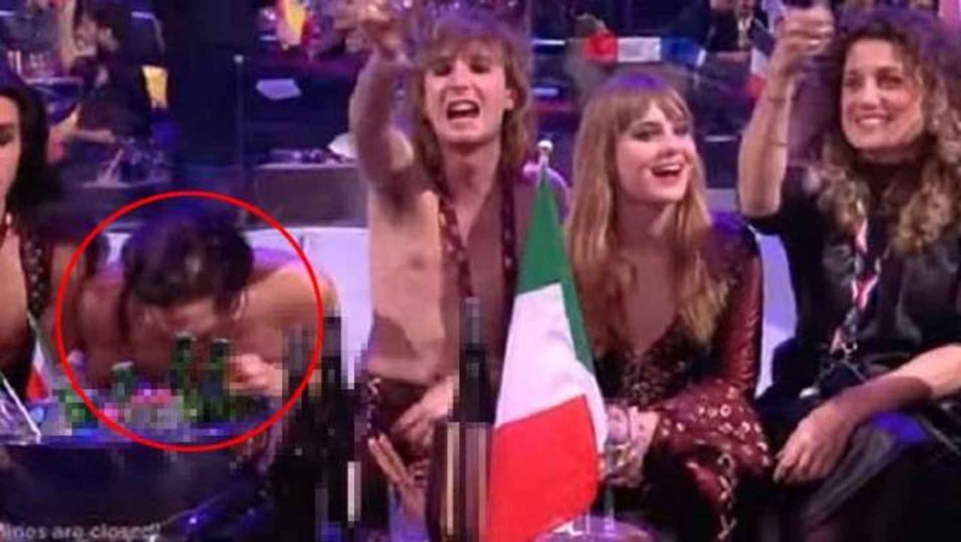 uyusturucu kullandigi iddia edilen eurovision birincisi grubun solisti damiano david italya da uyusturucu testi yaptiracak dailymotion video