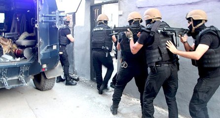 Adana merkezli 3 ilde PKK/KCK operasyonu: 20 gözaltı