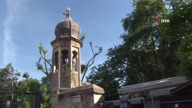 Mimar Sinan'ın 442 yıl önce yaptığı Köprübaşı Camii tarihe meydan okuyor
