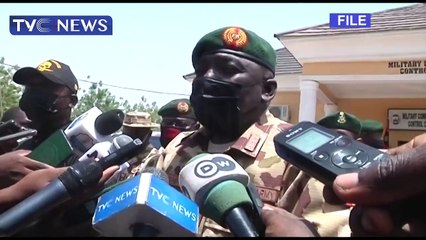 Video herunterladen: Maiduguri residents mourn death of COAS