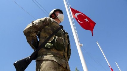 Bingöl'de 28 yıl önce haince şehit edilen 33 asker törenle anıldı