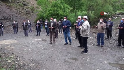 Tokat'ta yağmur için kurban kesilip dua edildi