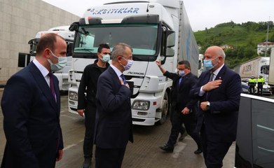 Ticaret Bakan Yardımcısı Turagay, Sarp Sınır Kapısı'nda incelemelerde bulundu